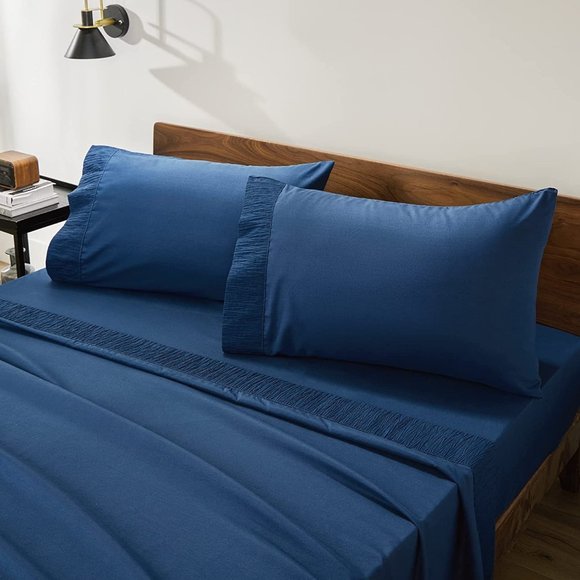 4 PCS Sheets Set  - Soft Bed Sheets , Cooling Microfiber - Picture 3 of 16